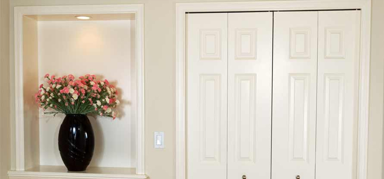 residential closet door repair in Guadalupe